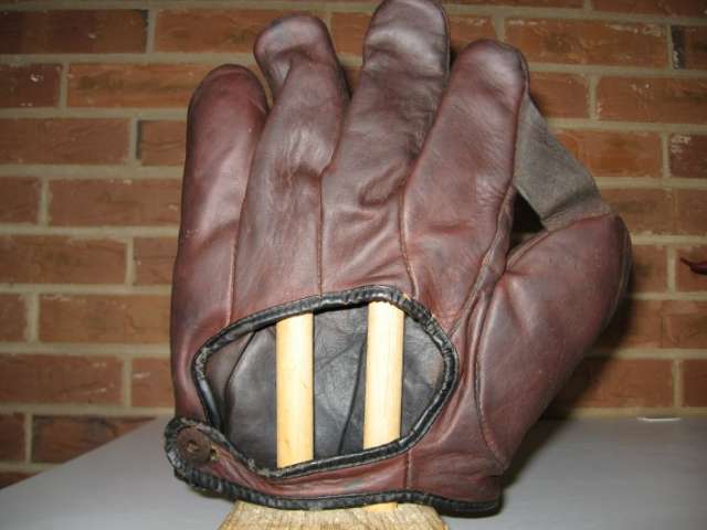 Virgil Barnes JC Higgins 1664 Back